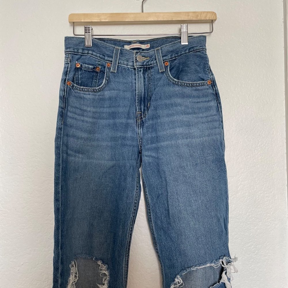 levi's low pro straight distressed